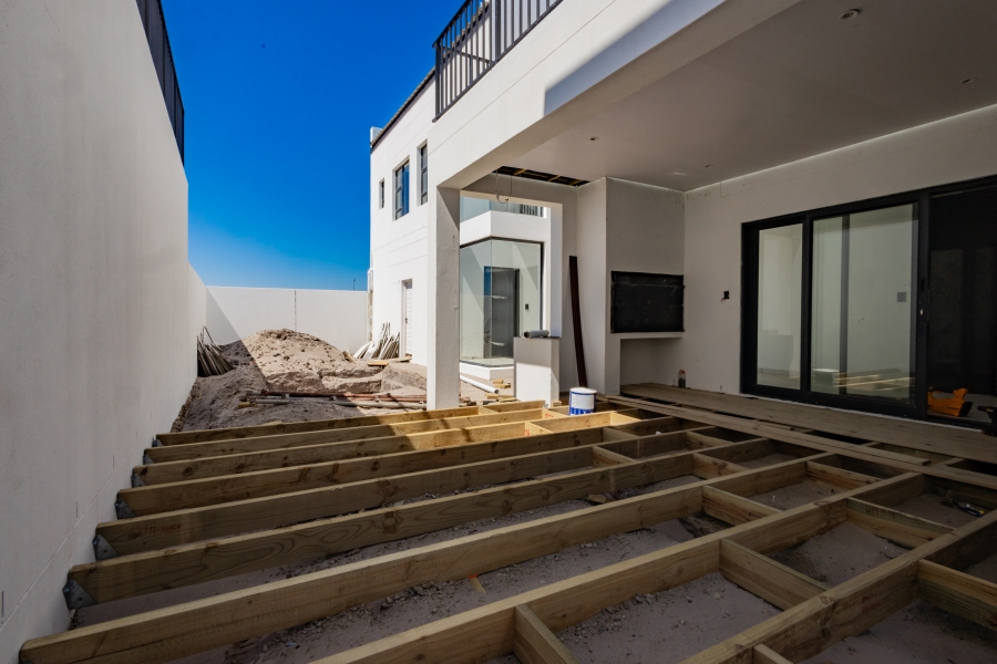 4 Bedroom Property for Sale in Sandown Western Cape